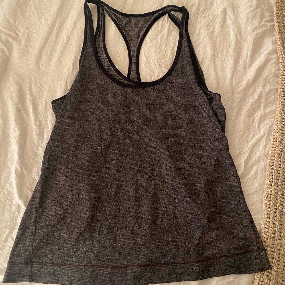 Lululemon tank, size 10
